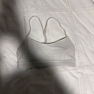 Lululemon Longline Sports Bra – White  Size 4 | Lightly worn